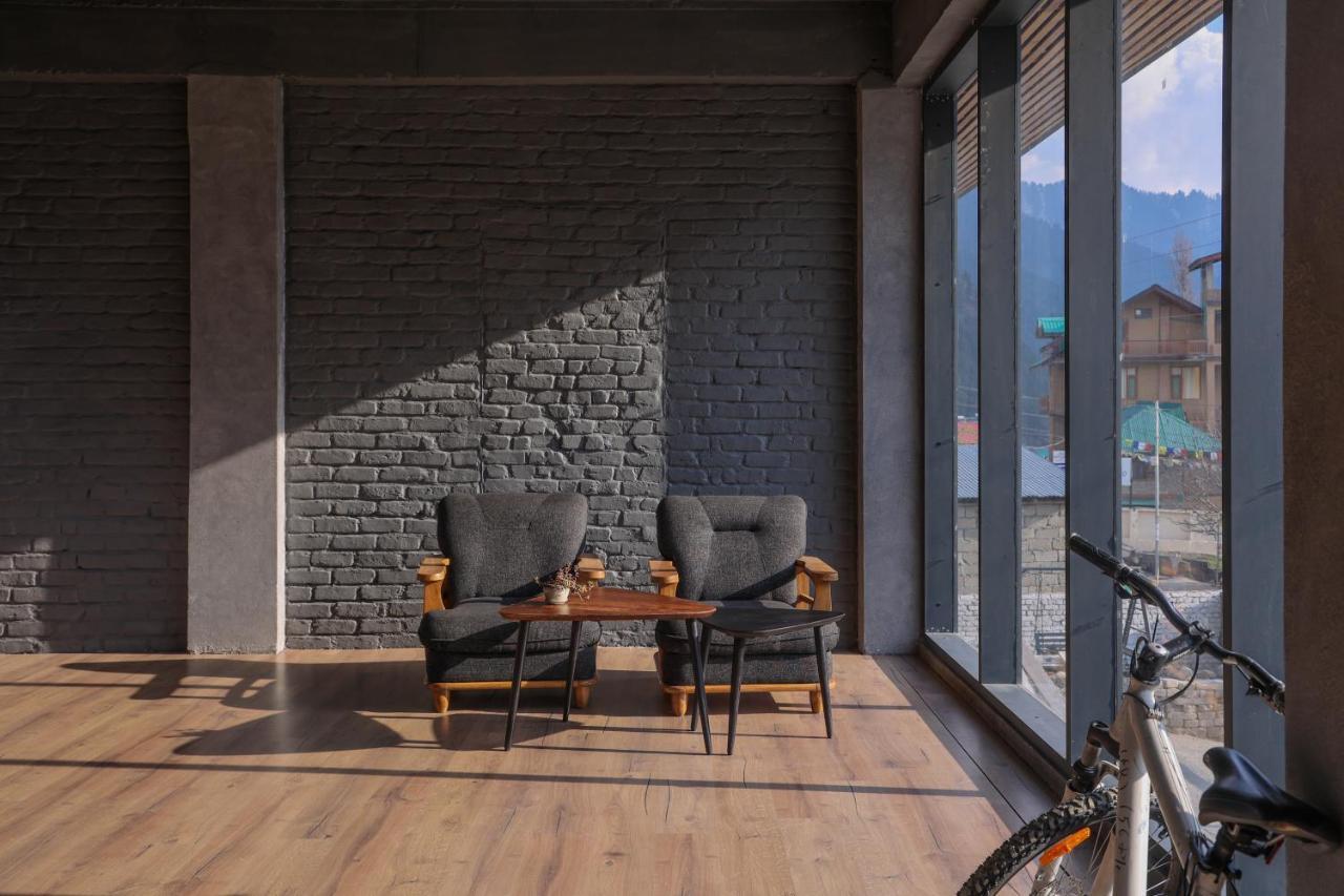 Warehouse X Poshtel Hotel Manali  Exterior photo